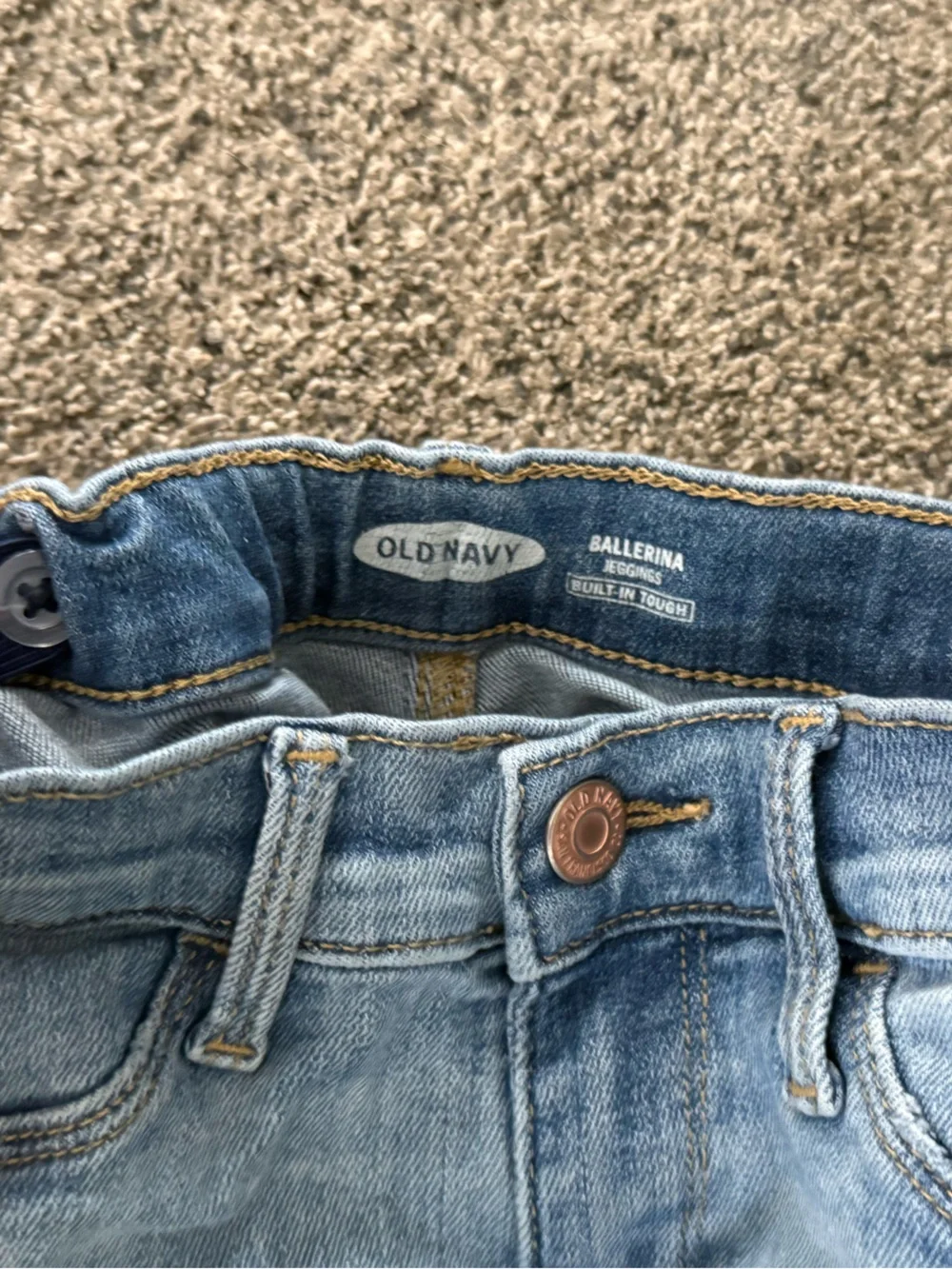 Girls Old Navy stretch denim distressed jeans size 8